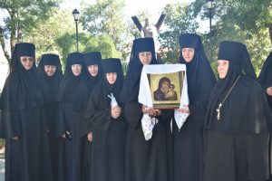 Крестный ход с Казанской иконой Божией Матери откладывается до следующего года